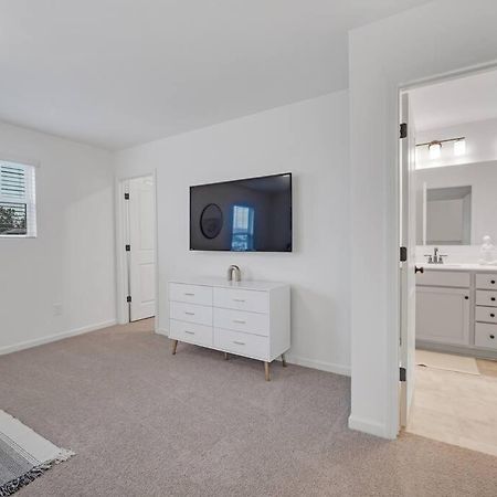 Gorgeous New Townhome/Charlotte! Екстер'єр фото