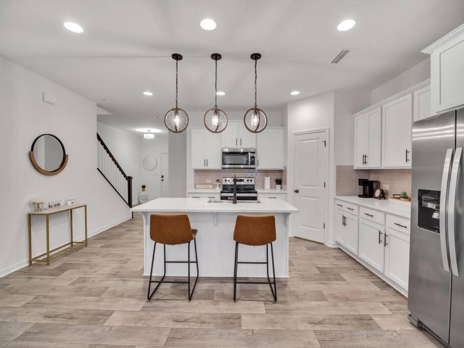 Gorgeous New Townhome/Charlotte! Екстер'єр фото