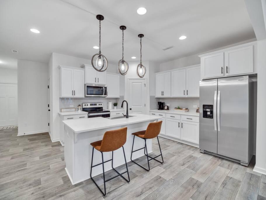 Gorgeous New Townhome/Charlotte! Екстер'єр фото