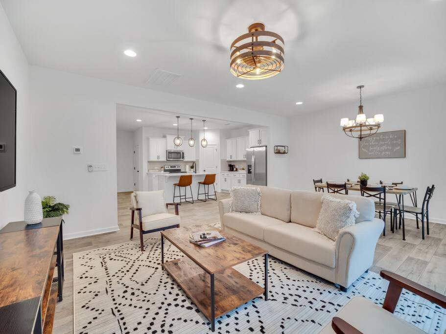 Gorgeous New Townhome/Charlotte! Екстер'єр фото